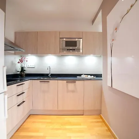 Serennia Apartamentos Ramblas - Placa Catalunya Barcelona Room photo