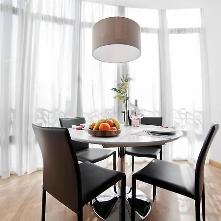 Serennia Apartamentos Ramblas - Placa Catalunya Barcelona Room photo