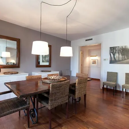 Serennia Apartamentos Ramblas - Placa Catalunya Barcelona Room photo