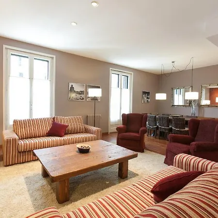 Serennia Apartamentos Ramblas - Placa Catalunya Barcelona Room photo