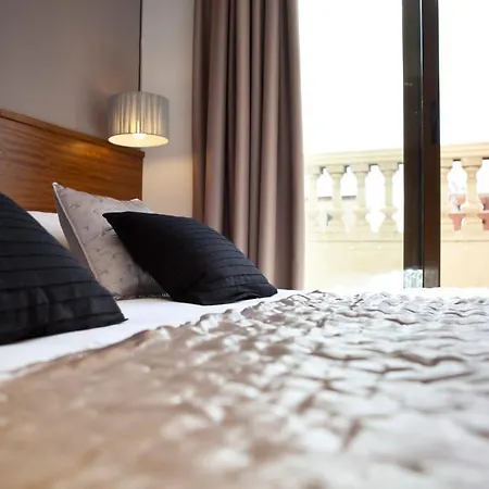 Serennia Apartamentos Ramblas - Placa Catalunya Barcelona Room photo