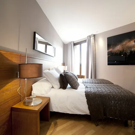 Serennia Apartamentos Ramblas - Placa Catalunya Barcelona Exterior photo
