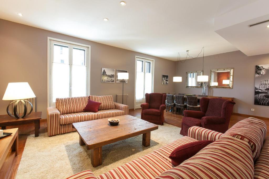 Serennia Ramblas - Plaça Catalunya Apartamento *