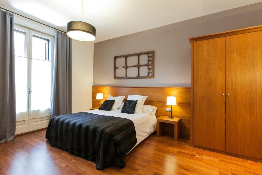 Serennia Ramblas - Plaça Catalunya