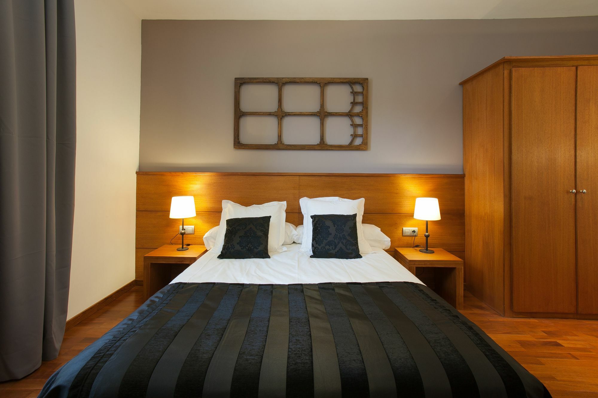 Serennia Ramblas - Placa Catalunya Appartement